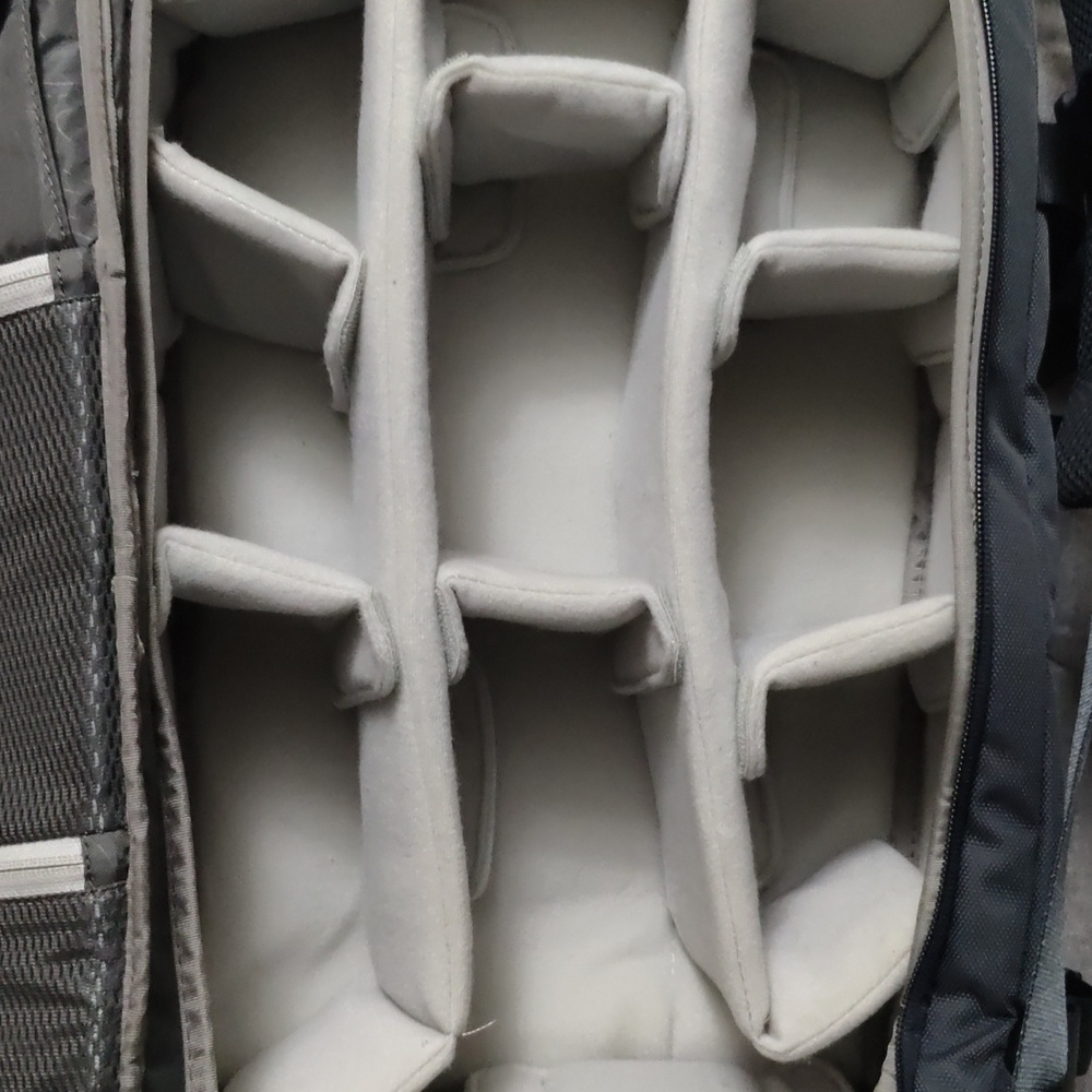 Incase camera backpack - Picture 17 of 17